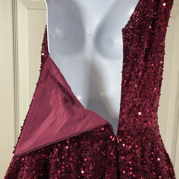 One Shoulder Burgundy Sequin Dress - Picture 5 of 8
